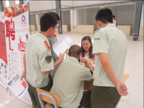 我系成功举办2015届毕业生顶岗实习双选会