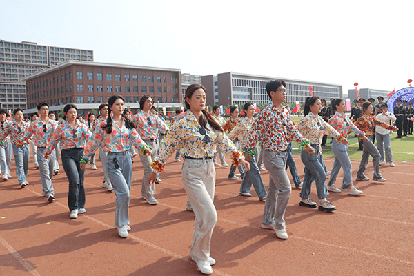 筑梦新时代，青春正当燃！kok官网首页隆重举办第二十二届体育文化节暨2024年春季运动会