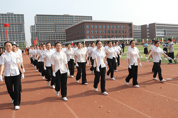 筑梦新时代，青春正当燃！kok官网首页隆重举办第二十二届体育文化节暨2024年春季运动会